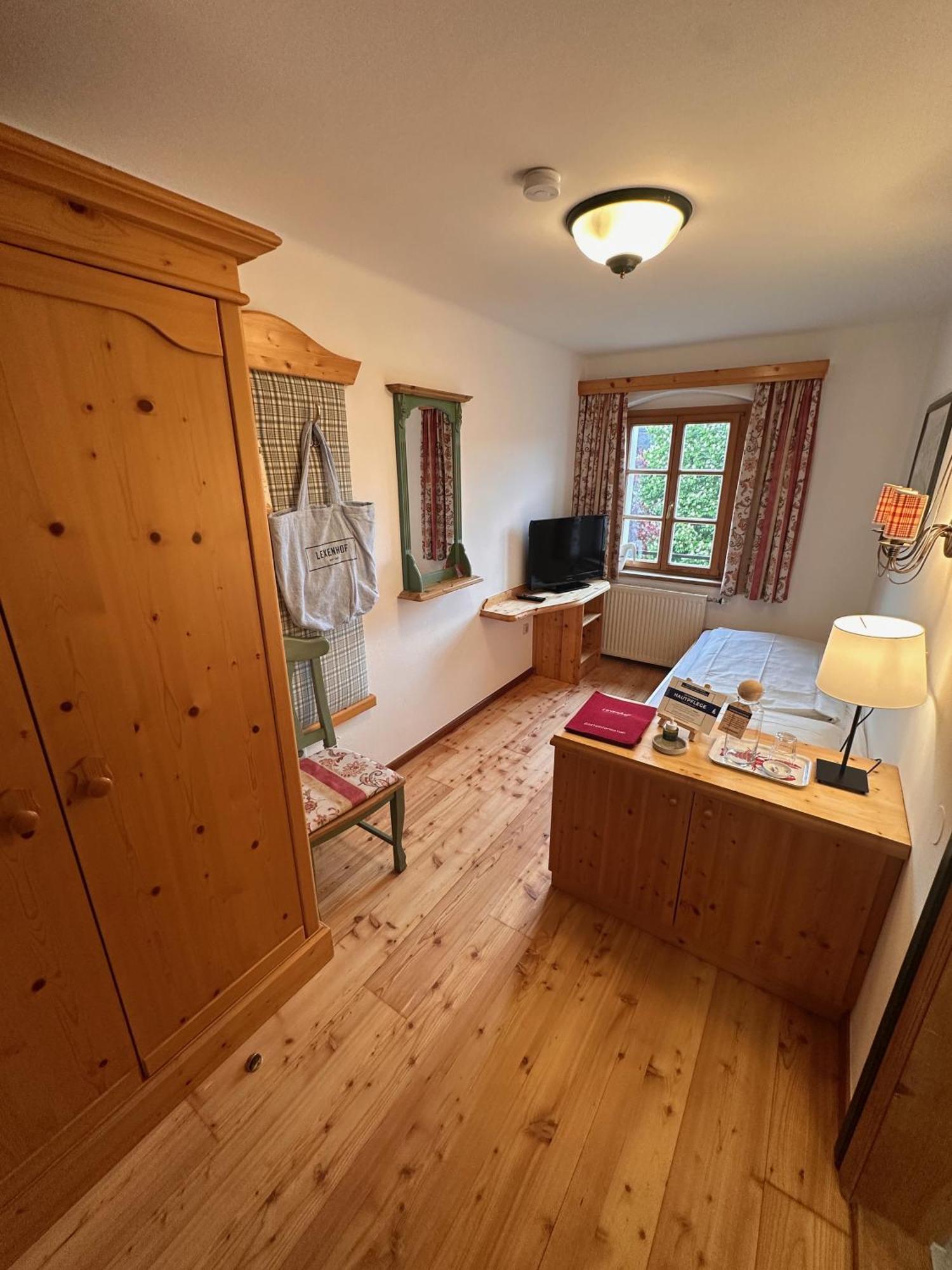 ホテル Lexenhof ヌスドルフ・アム・アターゼー 部屋 写真